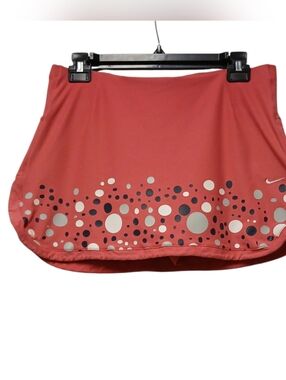 Nike Nylon Woven Tennis Skort Hot Pink, Polka Dot-Size Medium